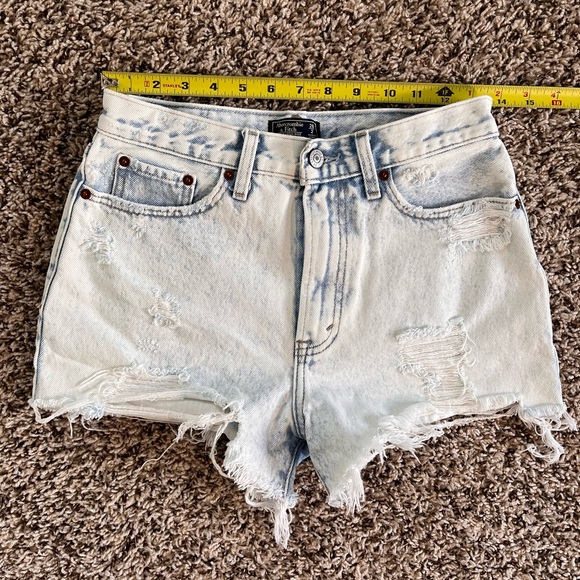 Abercrombie & Fitch Pants - Abercrombie & Fitch Annie High Rise Short Light Acid Wash Distressed Denim 26 2